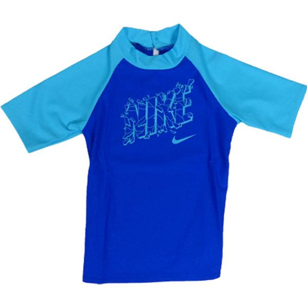 大きめのNIKEグラフィックがポイントの半袖ラッシュガードです。前面中央にNIKEのグラフィック、UVカット機能、背面襟元にボタンあり[品名]半袖ラッシュガード[商品名/品番]ナイキ　ラッシュガード 1981826[カラー]10　チームロイ...