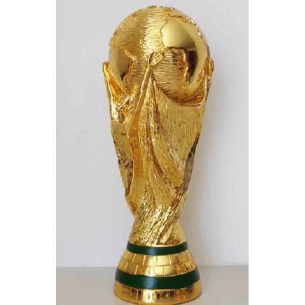即日発送可能 高さ約36cm 18年版 ワールドカップサッカーレプリカトロフィー 大小あり大会の景品や置物としても好評 Buyee Buyee Japanese Proxy Service Buy From Japan Bot Online