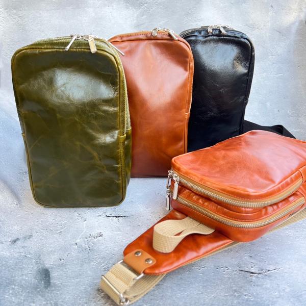 フォカッチャ メンズ レディース ボディバッグ 大きめ 大容量 50代 本