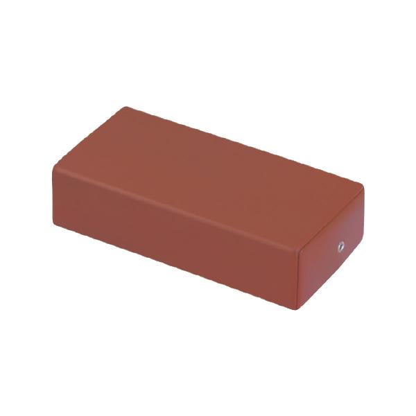 うつぶせ姿勢時に使用するケアーバストなどと併用して使用するマクラです。カラー：クラシックブラウン（BRモデル専用色）。幅25cm、奥行13cm、高さ6cmキーワード:BR額マクラ小高 治療用 施術用 マッサージ用 補助 クッション マクラ ...