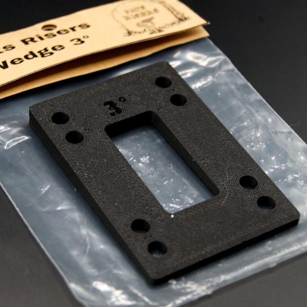 小回り性アップ！ウェッジライザーパッドでスケボーをカスタマイズ