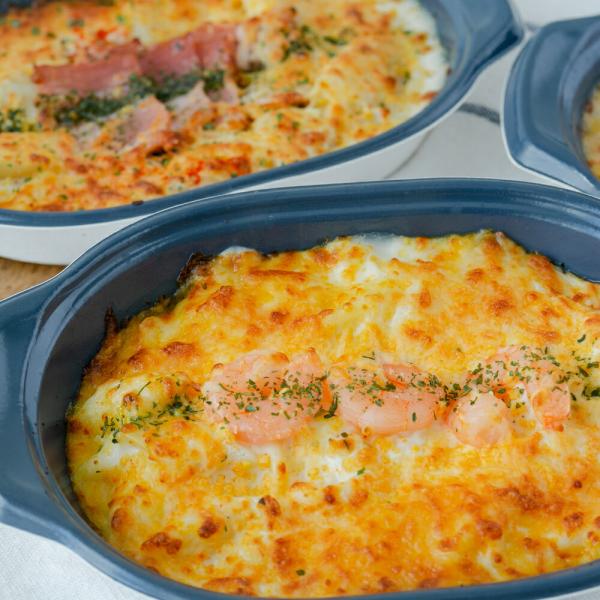 電子レンジで温めるだけで簡単にお召し上がりいただけます！500W：冷凍状態から6分程度（オーブン不可）内容量：海老マカロニグラタン200g×3個、紅ずわいがにのドリア200g×2個、ポテトとベーコンのグラタン200g×3個　合計8個のし：不...