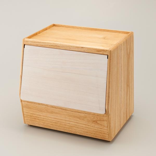 ※在庫が無い場合は75日ほどかかる場合がございます。※お届け日のご指定を承ることはできません。桐の野菜ストッカー。調湿性に優れ、スノコ板付きで通気性も良く、根菜などの保存に最適です。水拭き可能でお手入れも簡単です。■桐のやさい櫃サイズ：34...