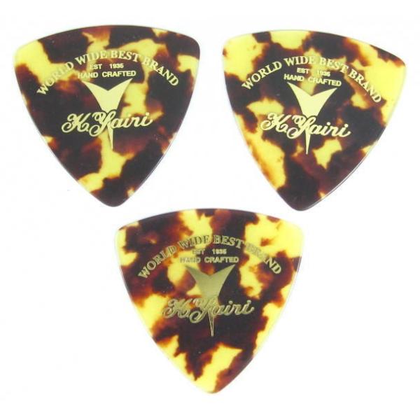 K.Yairi のセルロイド製ピックです。