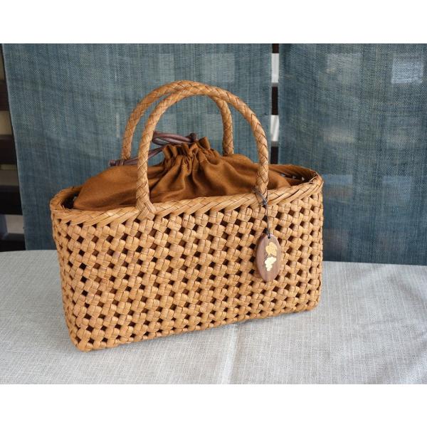 山ぶどう やまぶどう籠 山葡萄かごバッグ かごバック カゴ 籠 バッグ 石畳編 ハンドバッグ 巾着付 Buyee Buyee 日本の通販商品 オークションの代理入札 代理購入