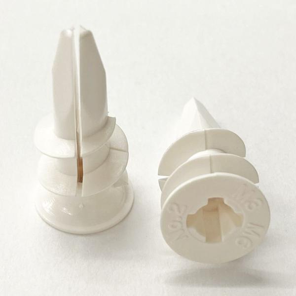 石膏ボードの中空部分にネジを取り付けることができます。簡単に中空ボード壁のアンカーになる優れもの。4ミリ程度の下穴をあけ、アンカーを壁面と平らになるまでねじ込んでください。直径3-6ミリのネジを打ち込めるようになります。