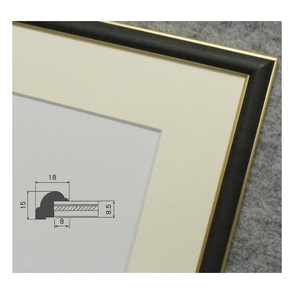 絵に合わせやすい人気の軽量アルミデッサン額縁です。表面保護/アクリル仕様(軽くて割れにくい)２mm厚紙マット窓抜きとても軽量な水彩額縁です。内寸法　３５２×４４３ｍｍマット幅タテヨコ各約６０ｍｍ額縁外寸３７３×４６４ｍｍ軽量アルミフレーム　...