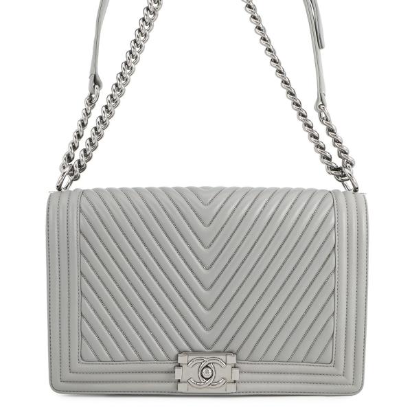 シャネル チェーンショルダーバッグ シェブロン ボーイシャネル ラージ