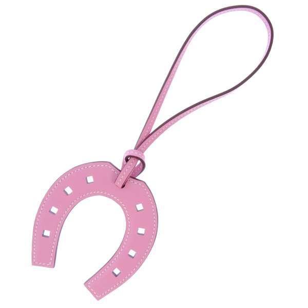 エルメス  HERMES パドックチャーム 馬蹄 ローズエテ ピンク HERMES（エルメス） バッグチャーム パドックシュバル ピンク スイフト