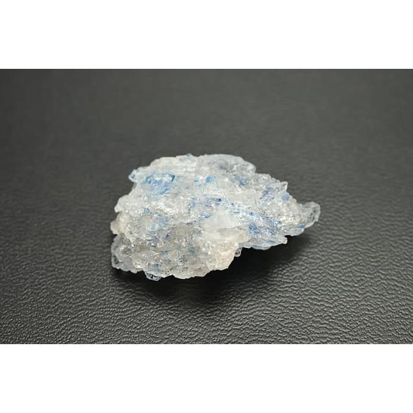 5gブルー岩塩原石 イラン産