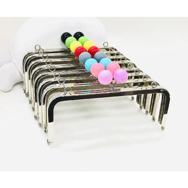 リニューアルで新色登場！全１６色！色見本からお選びください♪※サイズ画像の木玉は別ページで販売中。---【ご案内】こちらのカンは衝撃や負荷に弱いため、1Kg以上の荷物を入れたり、負荷がかかりやすいリュックサックへの使用はおすすめ致しません。...