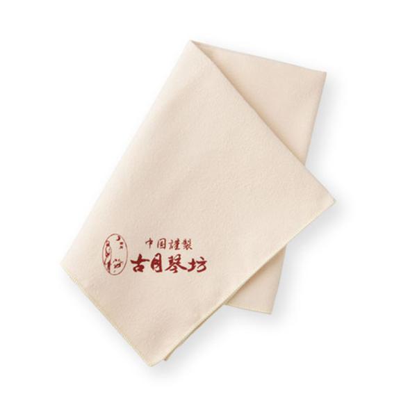 超極細繊維を束ねて形成したマイクロファイバーが、ミクロン単位の垢や油脂などの汚れを落とします。原産国：中国