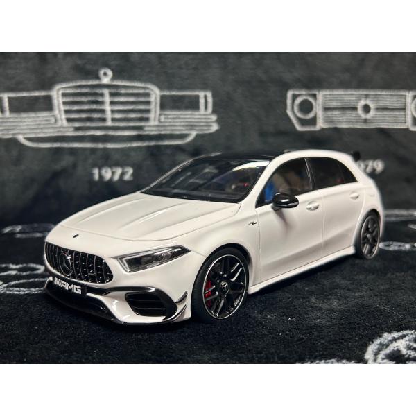 AMG A45 １\18ミニカー NZG 1/18 Scale Mercedes-Benz AMG A45 S 2023 Yellow Diecast
