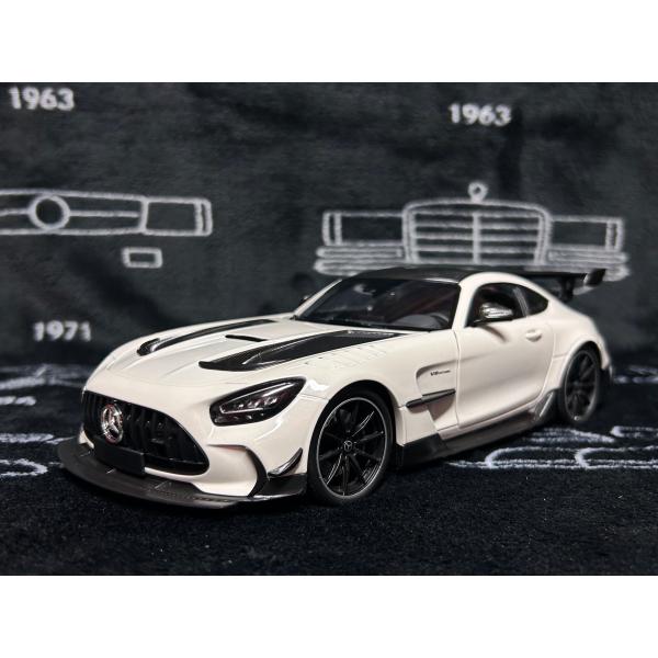 ミニチャンプス minichamps 1/18 Mercedes Benz AMG AMG GT Black