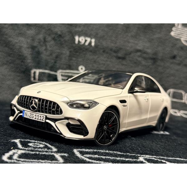 NZG 1/18 Mercedes Benz AMG C63 S E-PERFORMANCE 2024 OPALITH WHITE