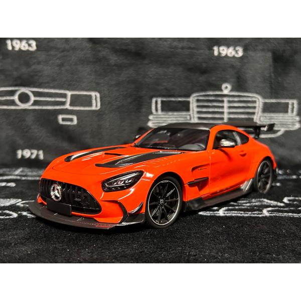 ミニチャンプス minichamps 1/18 Mercedes Benz AMG AMG GT Black