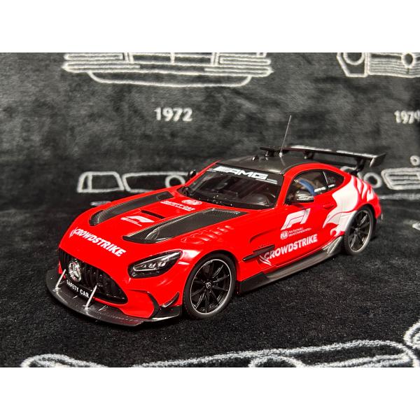 ミニチャンプス minichmaps 1/18 Mercedes Benz AMG GT Black ミニチャンプス minichmaps 1/18 Mercedes Benz AMG GT Black