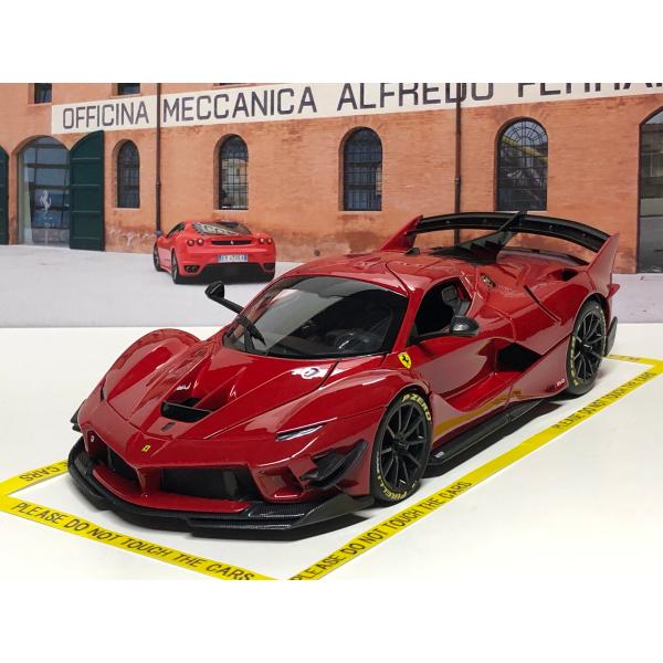 1/18 フェラーリ ミニカー ブラゴ超精密シリーズFXX K EVO 赤 Bburago Burago 1/18 Ferrari FXX K EVO レッドメタリック