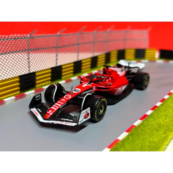 Bburago Burago 1/43 Ferrari F1 SF-23 #16 LAS VEGAS USA GP Bburago Burago 1/43 Ferrari F1 SF-23 #16 LAS VEGAS USA GP