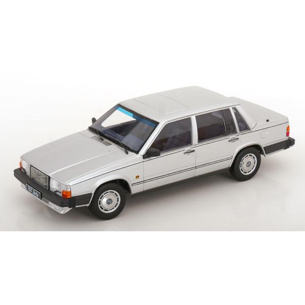 ボルボ　T5R　ミニカー1/43 TRIPLE9 1995YELLOW ボルボ T5R ミニカー1/43 TRIPLE9 1995YELLOW ボルボ T5R