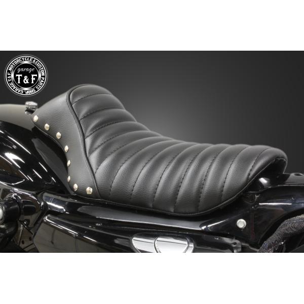 スポーツスター専用　スタッド付きシングルシートタイプCショート(タックロール)