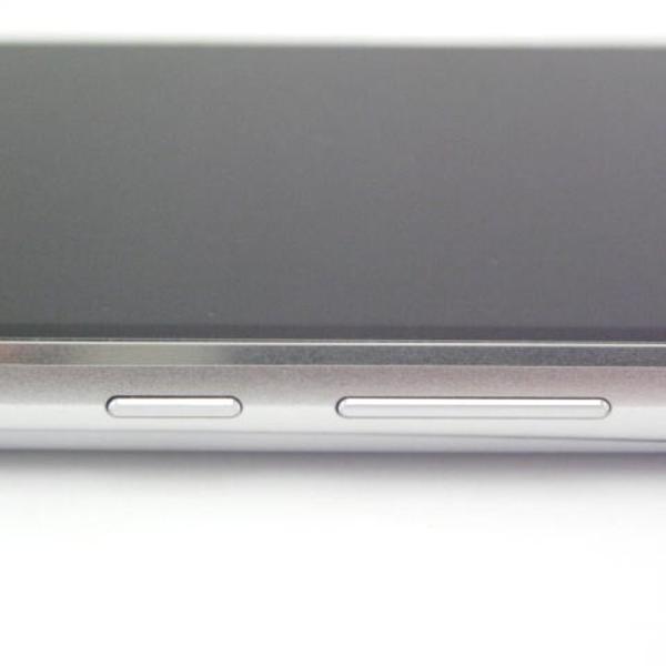 Simフリー Aquos R2 Compact Sh M09 ディープホワイト 美品 Aランク 保証あり あすつく対応 スマホ 本体 中古 通販 白ロム 0512
