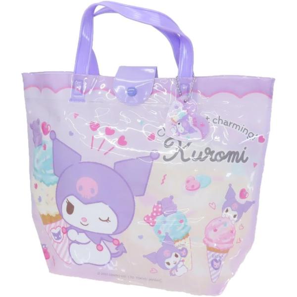 大人気SANRIO「クロミ」の便利なバケット型マチ付きビニールトートです。ビニル素材のトートバッグはプールバッグとしてピッタリ♪また軽くてかわいいビニールトートはレッスンバッグやレジャー用のバッグとしても大活躍。かわいいチャームの裏側は便利...