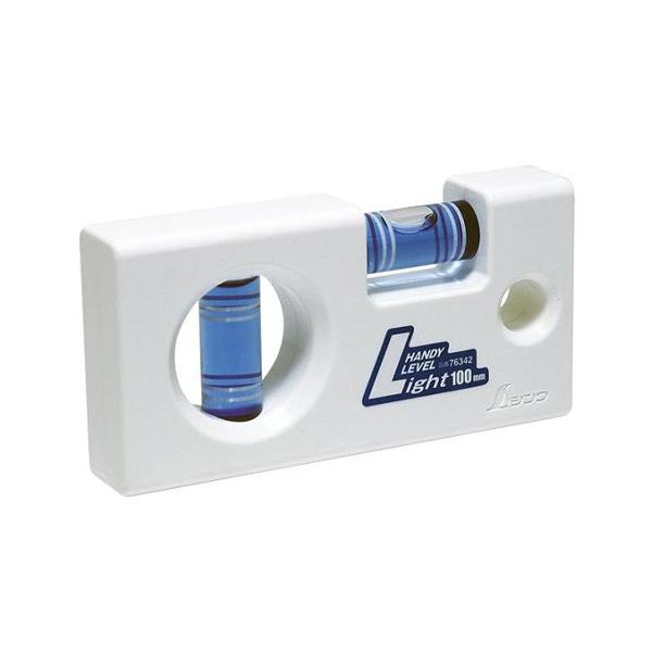 【特徴】大型気泡管で見やすいです。吊り下げ穴付です。【用途】水平・垂直確認用レベル。【仕様】●本体サイズ：縦50mm×横100mm×厚さ19mm。●重量：39g。●感度：0.5mm/m=0.0286度。●精度：±2.5mm/m=±0.143...