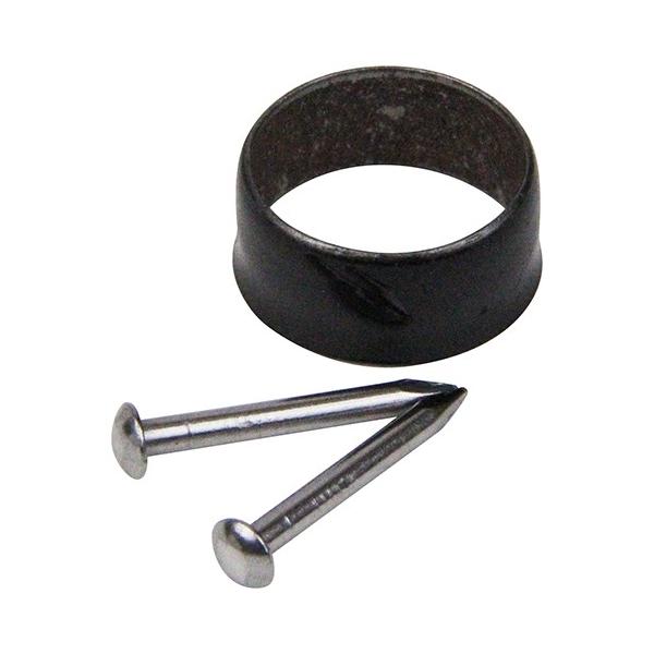 【特徴】鎌などに使用します。経済的な交換用パーツです。【用途】交換用口金。【仕様】●口金径(内寸)：18mm。●釘：径2.3mm/長24mm。【材質】●本体：鉄。【サイズ】幅：20mm高さ：20mm奥行き：10mm重量：8g