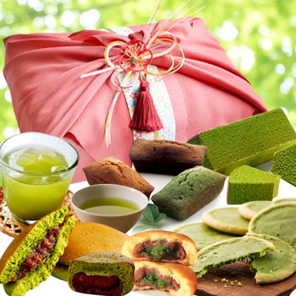 抹茶やほうじ茶など8種のスイーツと2種類のお茶を竹かごに詰め合わせ、風呂敷と高級感のある水引ラッピングでお届けする、お茶とお菓子をゆったりお楽しみいただけるワンランク上のギフトです。内容量　抹茶スティックバウム1個、抹茶生チョコサブレ2枚、...