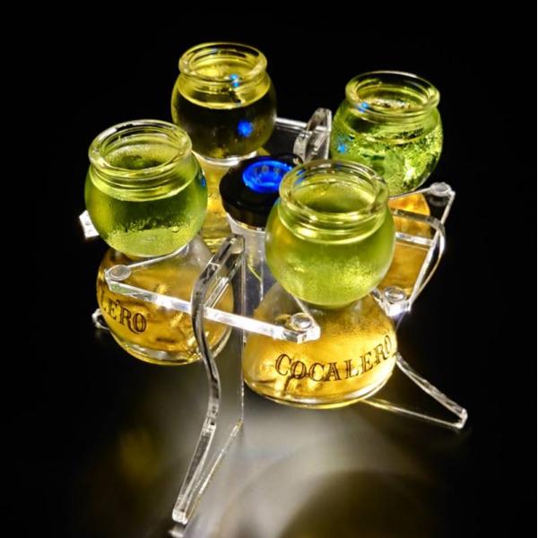 コカボムグラス スタンド GOALZERO専用 光るグラススタンド おしゃれ ゴールゼロ コカレロ パーティー キャンプ 飲み屋 派手 演出 ショット 組み立て式 洗える
