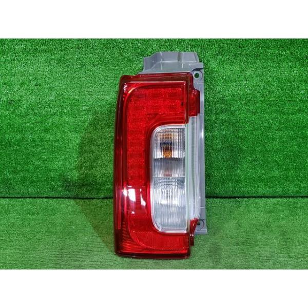タント DBA-LA610S 左テールライト 左テールランプ X SA 4WD KF-VE W24