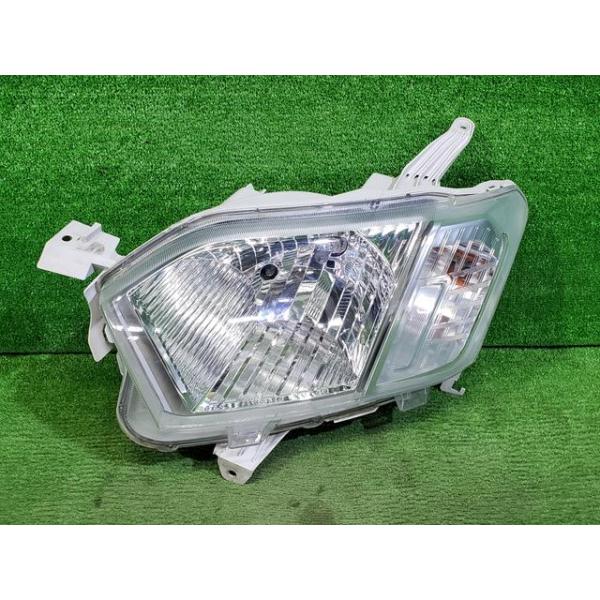プロボックスNCP165 左ヘッドライト サクシード DBE-NCP165V 左ヘッドライト 左ヘッドランプ UL 4WD 1NZ-FE