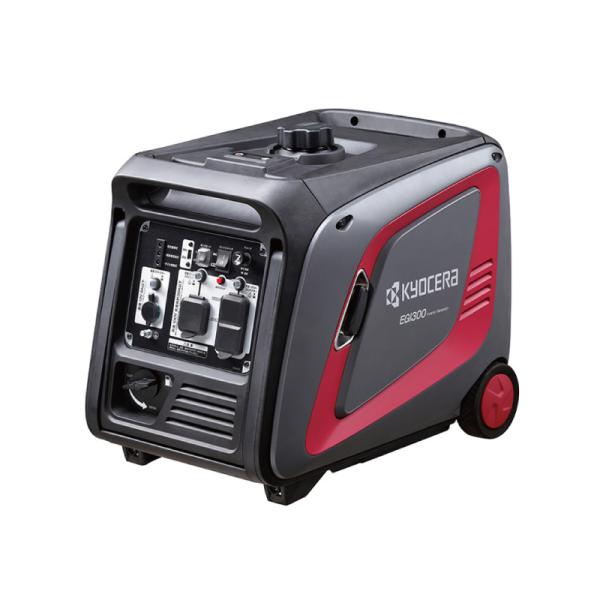 【商品の特徴】出力3.0kVAで最大3,000Wの電力供給が可能インバーター制御で高品質な電気を安定供給省エネモード搭載で燃費向上・騒音抑制約3.5時間の連続運転（省エネ時は約8.5時間）大型キャスター＆可動式ハンドルで移動が簡単12Vバッ...