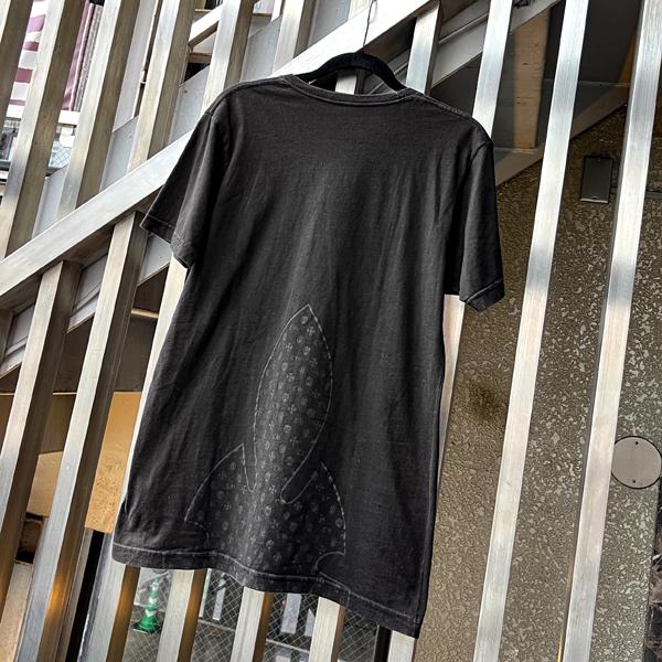 CHROME HEARTS クロムハーツ 半袖Tシャツ サイズS フレアニー スクロールラベルロゴ プリント ブラック 良品 中古 4b008750 CHROME HEARTS（クロムハーツ） 【激レア/希少】CHROME HEARTS