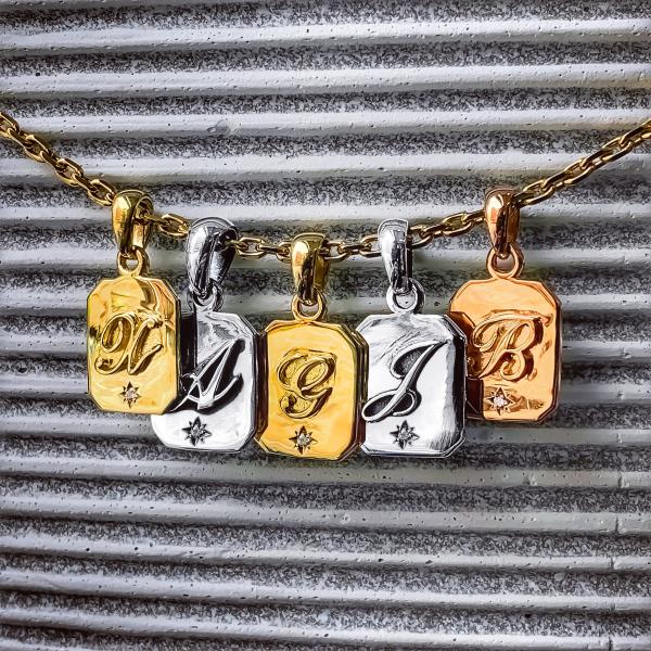 gbss_initial-charm-diamond-x
