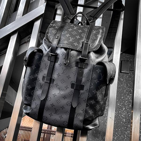 LOUIS VUITTON（ルイ・ヴィトン）　希少　エピ　クリストファーMM Christopher MM Monogram Eclipse - Men - Bags | LOUIS VUITTON ®