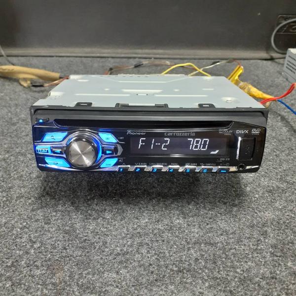 Carrozzeria カロッツェリア DVH-570 1DIN DVD プレーヤー CD USB