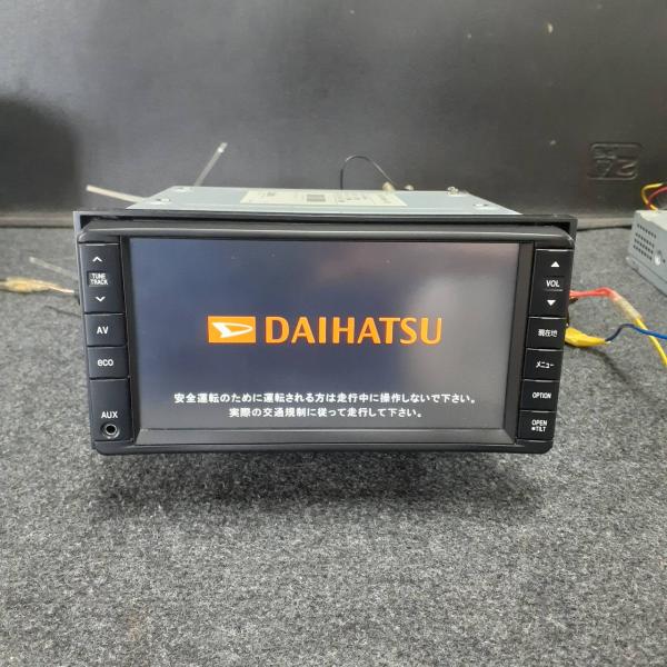 ダイハツ 純正 ナビ 86100-B2020 TV CD AUX メモリーナビ カーナビ