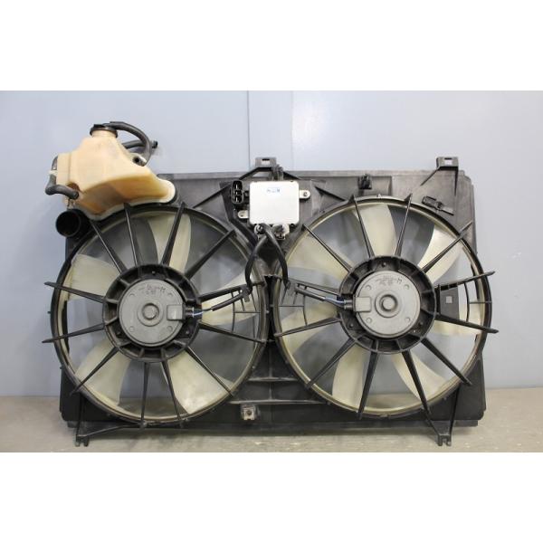 MAJESTAです 88710-1JD2A ニッサン (88710)ARMREST ASSY 1個 ニッサン 【通販