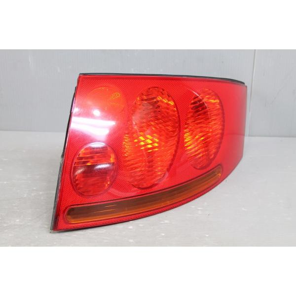 Audi（アウディ） TT クーペ (8N 8NAUQ) 純正 右 テールランプ テール