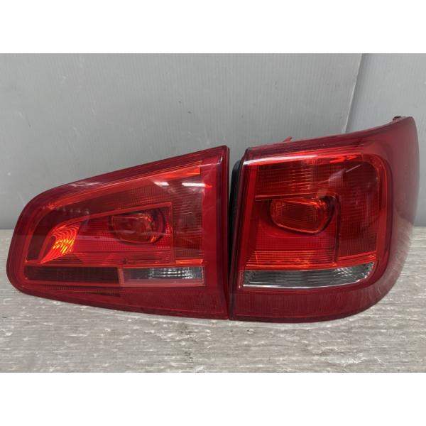 フォルクスワーゲン（Volkswagen） VW シャラン (7NCAV 7N) 純正 右