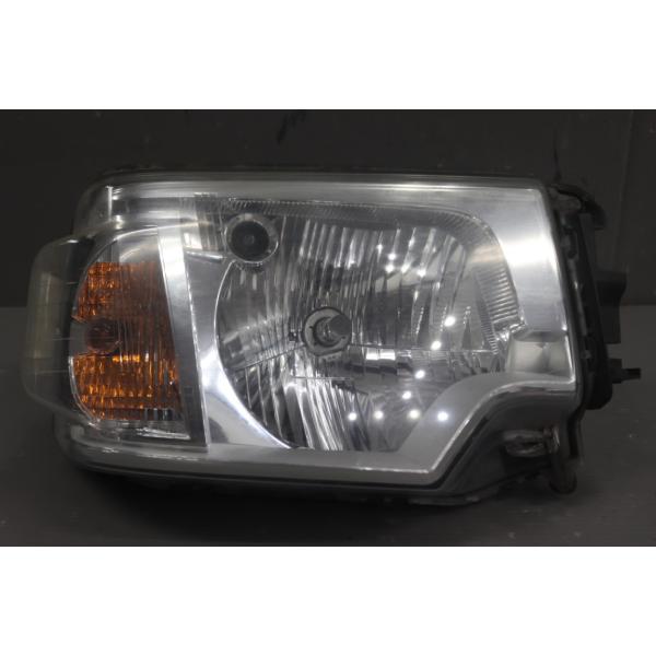 日産NV100クリッパーバン ハロゲンヘッドライト右側 中古品 gekiyasuhero_p055902