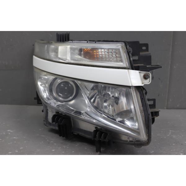 エルグランド オーテック 250 HWS アーバンC 前期 (TE52 E52) 右 HID