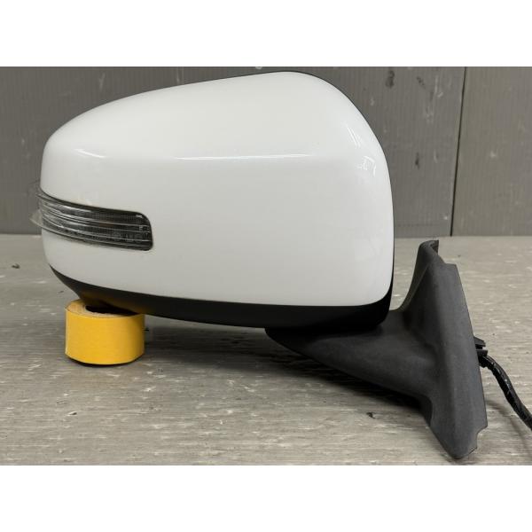 日産（NISSAN） デイズ X (B21W) 純正 右ドアミラー ウィンカー 電格