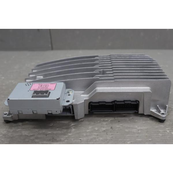ホンダ レジェンド (KB1) 純正 BOSE オーディオアンプ 39200-SJA-A030 ボーズ カーオーディオ Honda Legend p058866