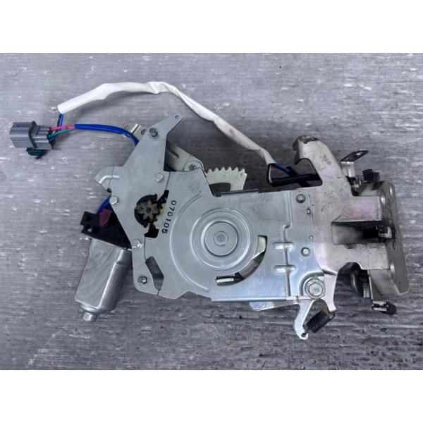 ホンダ（HONDA） モビリオ スパイク (GK1) 純正 左後 ドアロック
