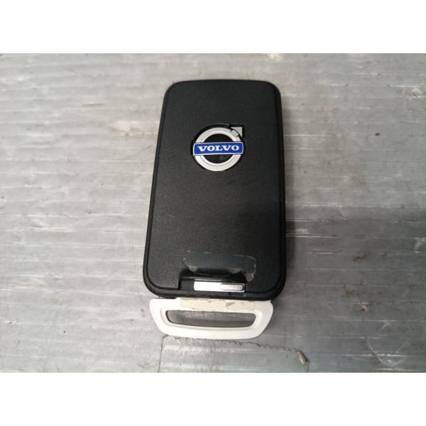 ボルボ V60 Volvo(DBA-FB4164T) スマートキー キー キーレス 鍵 カギ 6ボタン p063250