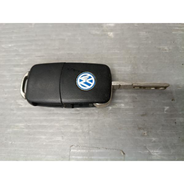VW ポロ フォルクスワーゲン Polo(GH-9NBTS) スマートキー キー キーレス 鍵 カギ 3ボタン p063253