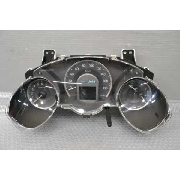ホンダ　フィット　シャトル　スピードメーター フィット シャトル HV 前期(GP2 GG7 GG8) 純正 動作保証 スピード